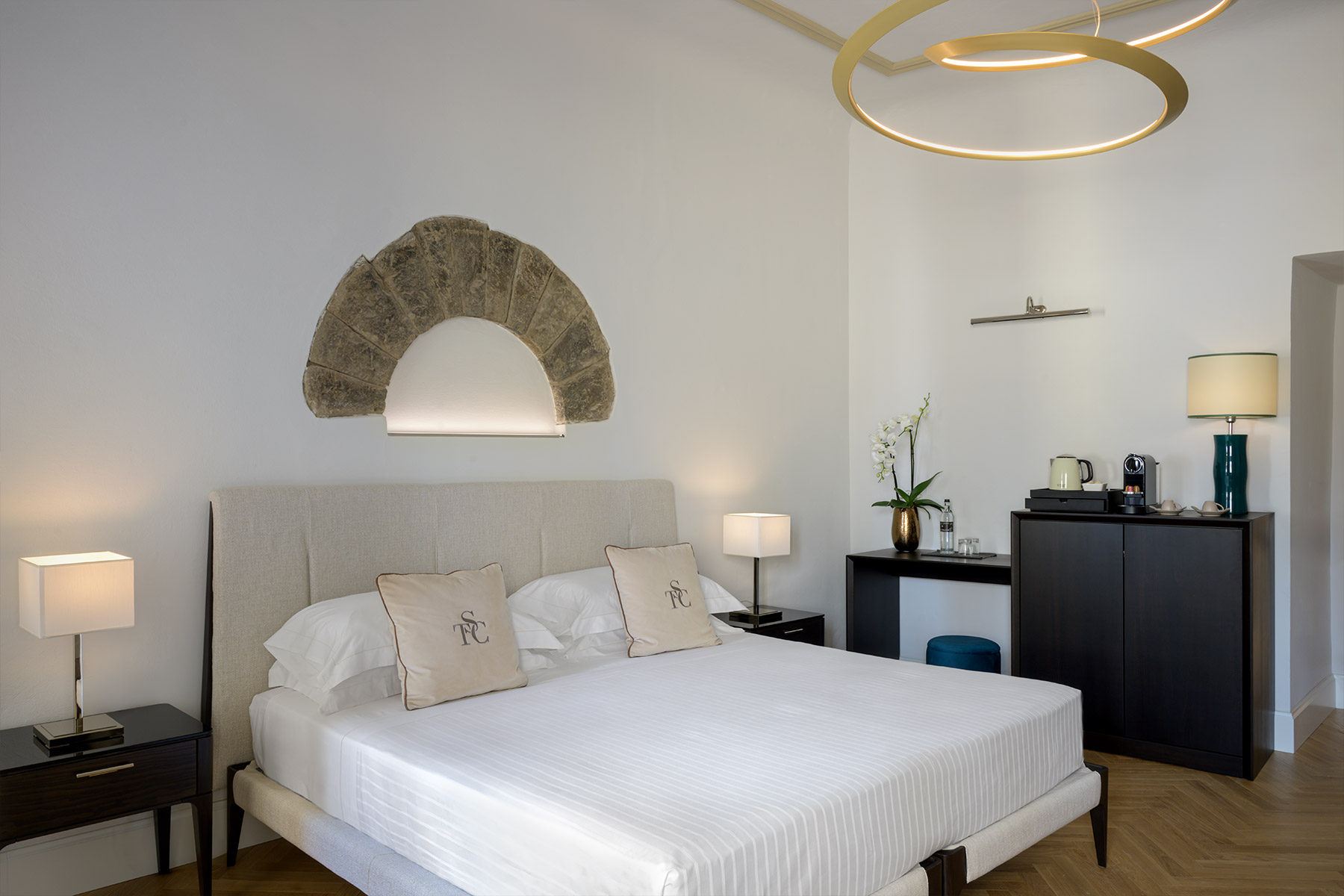 SUITE FLORA
